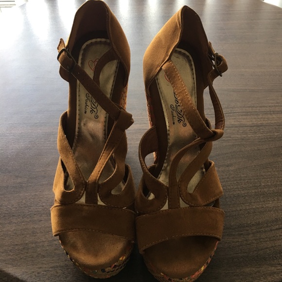 MULTI COLOR PLATFORM WEDGES - Picture 2 of 4